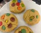 Foto del paso 8 de la receta: Crumbl cookies con crema de pistacho en airfryer