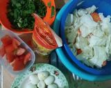 Foto langkah ke 1 dari resep Sayur Sop Makaroni Telur Puyuh.