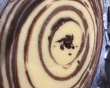 صورة لخطوة 4 من وصفة كيك الزيبرا بدون حليب 🍰