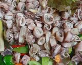 Foto langkah ke 6 dari resep Cumi Asin Cabe Ijo.
