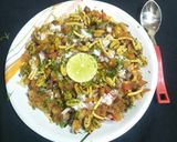A picture of step 4 of Samosa Chat.