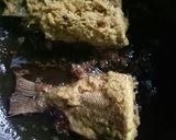 Foto langkah ke 7 dari resep Kakap Goreng Bumbu Lengkuas (Ungkep).