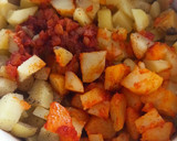 Hagymás, krumplis tészta recept fázis 4 fotója