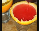 A picture of step 3 of Orangoberry jelly.