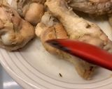Foto del passaggio 1 della ricetta Pollo al pomodoro e cipolla ricetta di riciclo