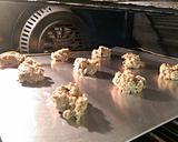 A picture of step 6 of Oatmeal raisin chocolate chip.