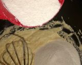 A picture of step 3 of Basbousa.