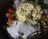 A picture of step 1 of Murmura Pakoda Chilli.