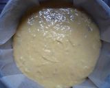 A picture of step 4 of Easy Banana Crumble Cake.