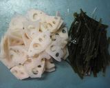 A picture of step 2 of Tsukudani with Lotus Root Leftover Dashi Kombu [Macrobiotic].