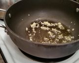 A picture of step 3 of Mushroom pork chops.