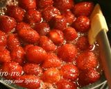 A picture of step 2 of Easy Jam with Strawberry Preserves.