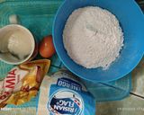 Foto langkah ke 1 dari resep Donat anti gagal.