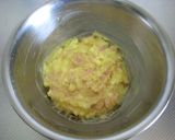 A picture of step 3 of Crispy-Fried Hanpen Fishcake with Cheese.