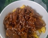 Foto langkah ke 4 dari resep Gyudon a.k.a Japanese Beef Bowl.