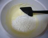 A picture of step 5 of French-Style Chocolate Sandwich Cookies.