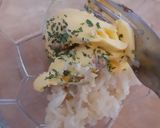 Foto langkah ke 3 dari resep Garlic Bread.
