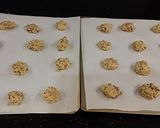 A picture of step 7 of Toffee Crisp Cookies.