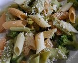 Foto del paso 6 de la receta: Fideos 3 colores con brócoli