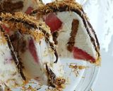 Une image de l'étape 5 de Glace fraises speculoos et kadayıf.