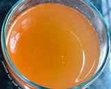 A picture of step 3 of Apple Ginger Juice.