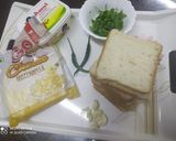 চটপট গার্লিক ব্রেড (Instant Garlic Bread recipe in Bengali) রেসিপি ধাপ - 1 ছবি
