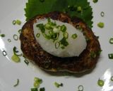 A picture of step 6 of Tofu Hamburger Steaks with Refreshing Grated Daikon Radish on Top.