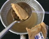 Foto langkah ke 2 dari resep Shiratake miso soup.