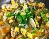 A picture of step 6 of Pasta With Manila Clams.