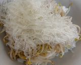 Foto langkah ke 4 dari resep Soto Ayam Bening Segar Boyolali.