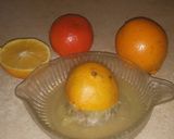 A picture of step 2 of Citrus Spinach Smoothie.