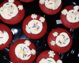 A picture of step 12 of Red velvet cupcakes.