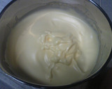 A picture of step 6 of Moist Fluffy Roll Cake.