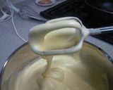 A picture of step 5 of Moist and Fluffy Matcha Sponge Cake.