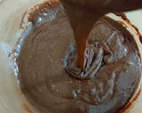 A picture of step 5 of Chocolate Chip Brownie 😍😍.