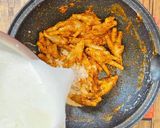 รูปขั้นตอนการทำที่ 4 ของ แกงเผ็ดตีนไก่ใส่หน่อไม้ดอง By แม่บ้าน