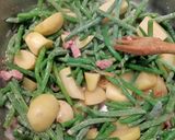 Une image de l'étape 4 de Cuisses de poulet à la paysanne à la nutricook.