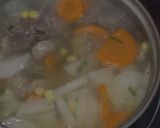 Hình bước làm 2 của món Nui gạo lứt hầm xương rau củ