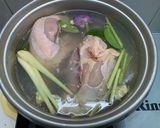 Hình bước làm 2 của món Khô gà lá chanh (Nồi chiên không dầu)