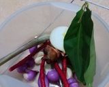 Foto langkah ke 2 dari resep Ayam kecap pedas manis.