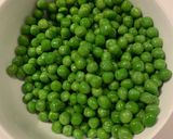 A picture of step 2 of Pasta with Peas, Prosciutto, and Parmesan Cheese.