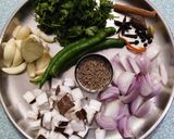 व्हेज कुर्मा करी... (veg kurma curry recipe in marathi) रेसिपी स्टेप 1 फोटो 