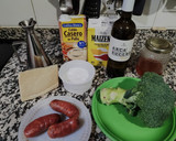 Foto del paso 1 de la receta: Chorizos al dulce de miel con brócoli