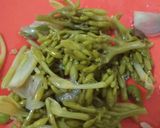 Foto langkah ke 5 dari resep Tumis bunga pepaya no pahit.