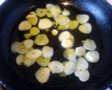A picture of step 3 of Spinach and Sausage Pasta.