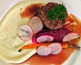 A picture of step 16 of Fillet of beef with parsnip and macadamia purée with seasonal vegetables.