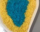 A picture of step 4 of Color rice with cabbage soup.