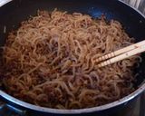A picture of step 3 of Spicy Stir-Fried Ground Meat and Shirataki Noodles.
