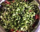 Une image de l'étape 4 de Salade de riz épicée aux légumes et anchois sauce crème.