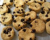 A picture of step 6 of Okara Cookies with Raisins.